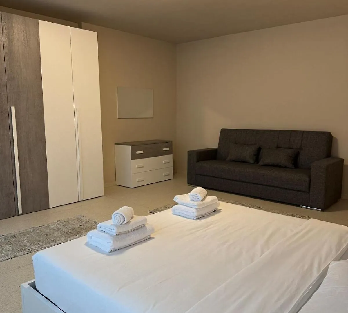 Ca' Monte - Dimora Centrale Con 3 Camere Da Letto Montebelluna 0*,